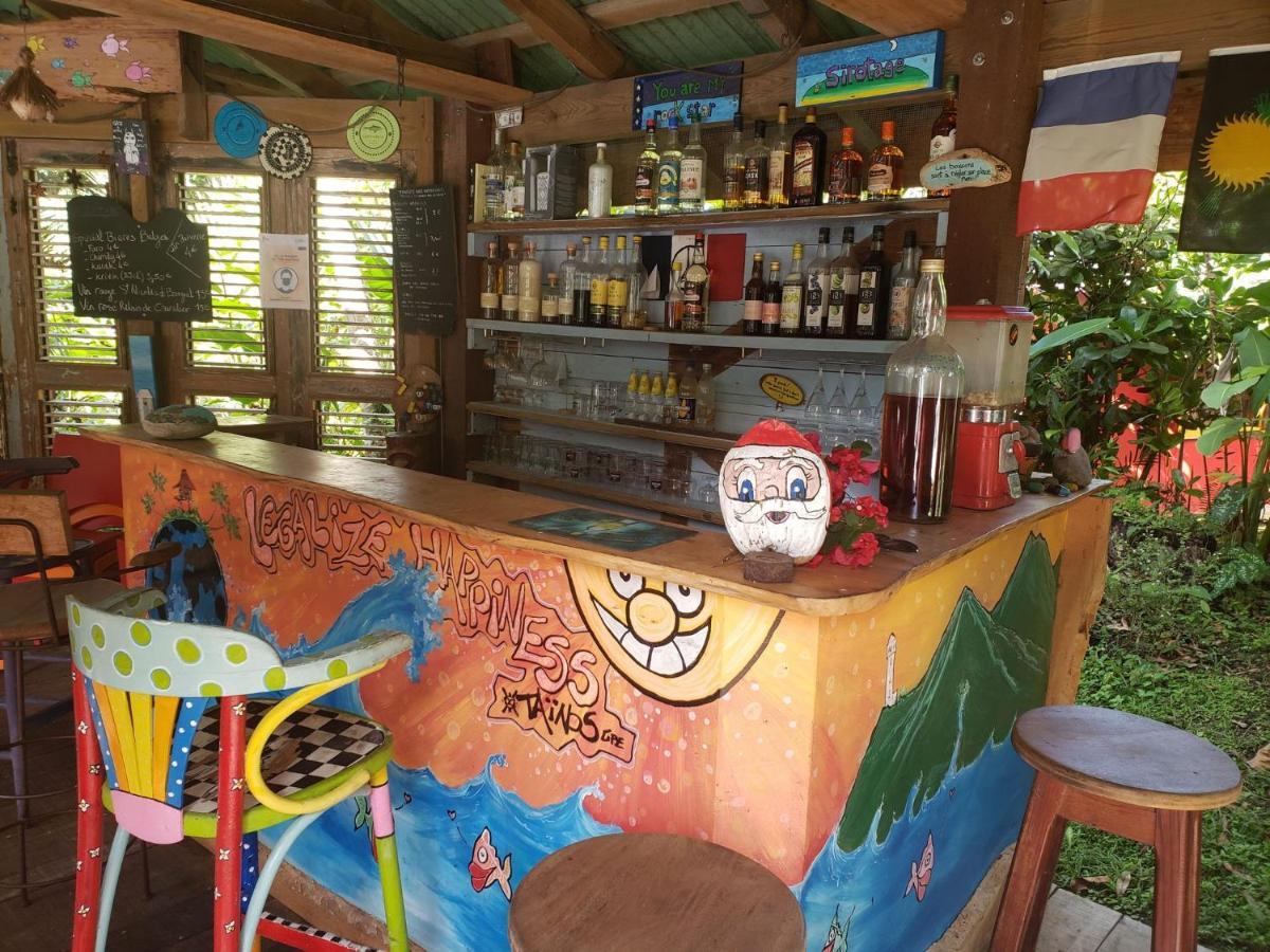 Les Bananes Vertes Ecolodges Saint-Claude Exterior photo