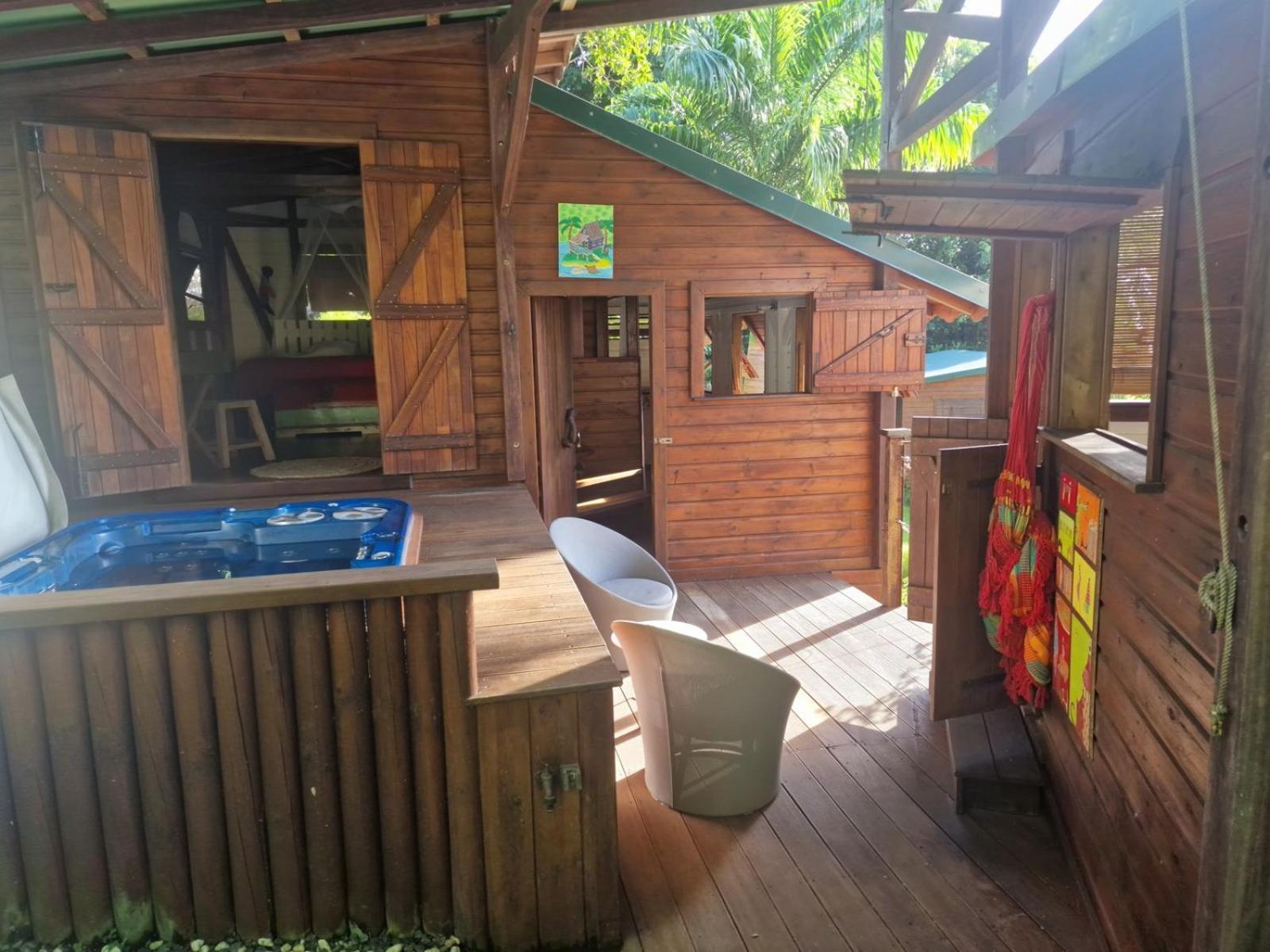 Les Bananes Vertes Ecolodges Saint-Claude Exterior photo